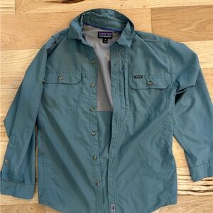 Patagonia button down shirt size xs